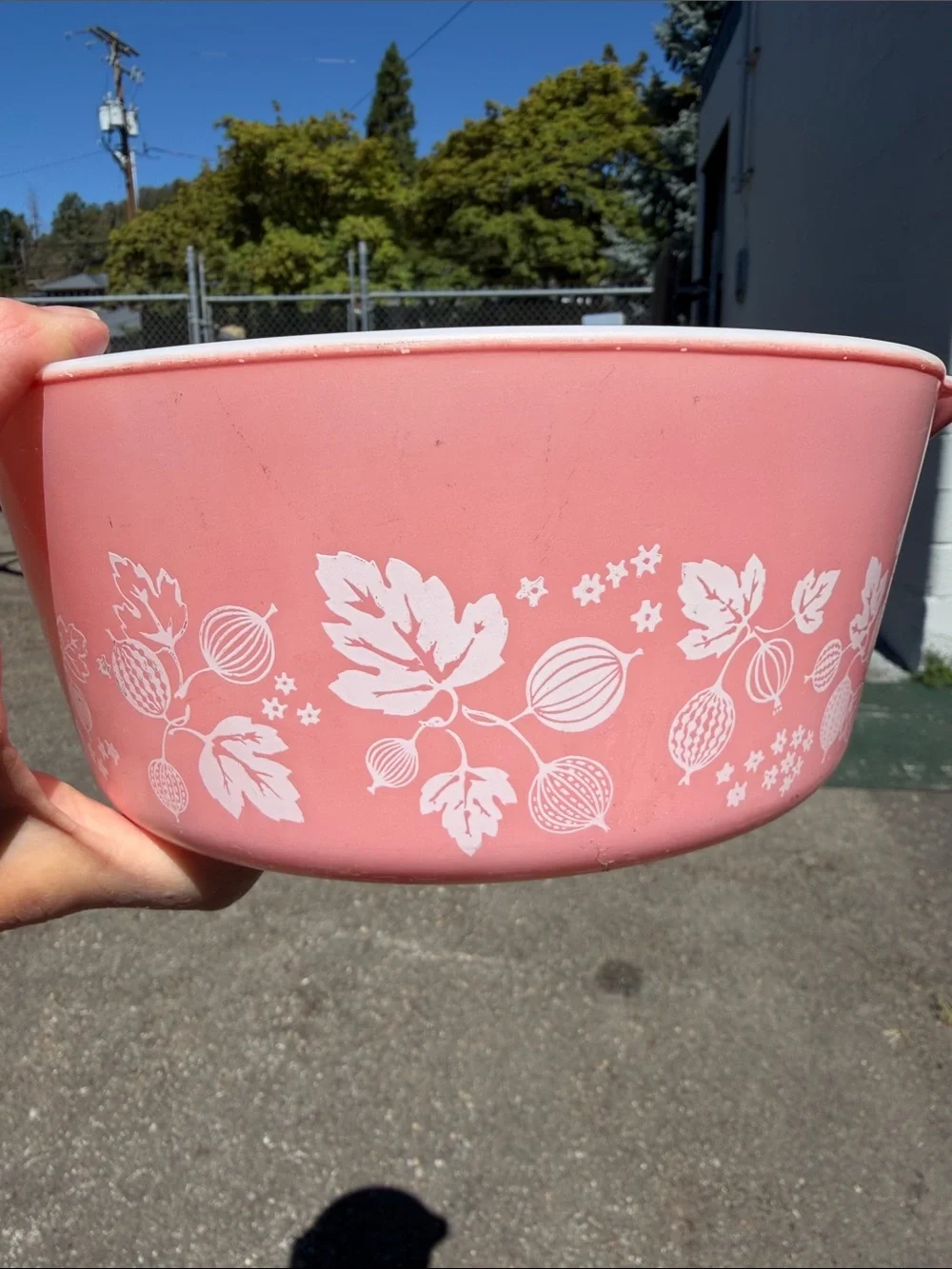 Pyrex Vintage Pink Gooseberry Pattern Covered Casserole Dish  #475-B 2 1/2 Quart